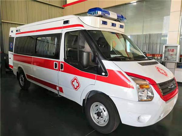 民丰县福特V362救护车